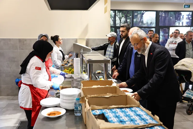 Eyüpsultan Kent Lokantası binlerce kişiye hizmet veriyor