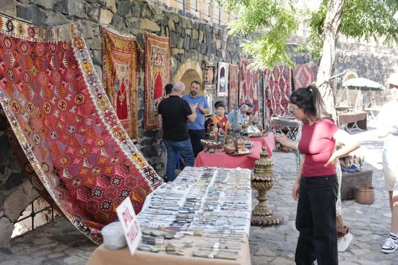Nevşehir Antika Pazarı Tarihi Kale