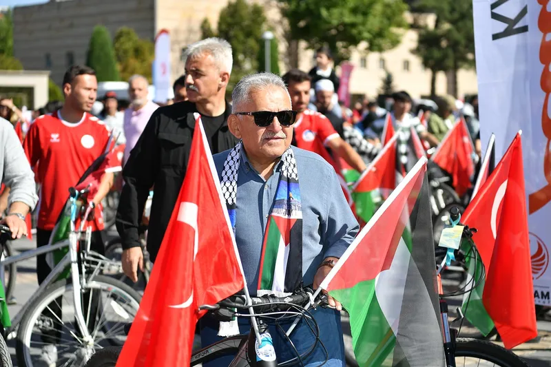 Başkan Büyükkılıç Filistin İçin Pedal Çevirdi