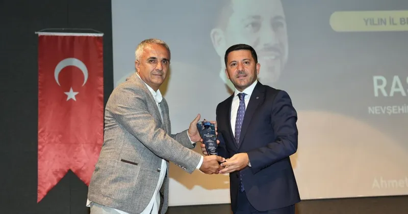Nevşehir Belediye Başkanı Rasim Arı, Yılın Belediye Başkanı Seçildi