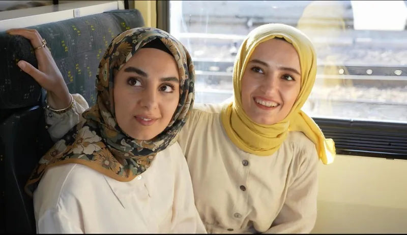 Öğretmenlere YHT ve Anahat Tren Biletlerinde Yüzde 50 İndirim