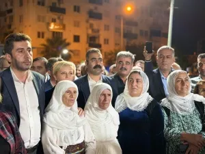 Akdeniz Belediyesi Eşbaşkanları Tahliye Edildi