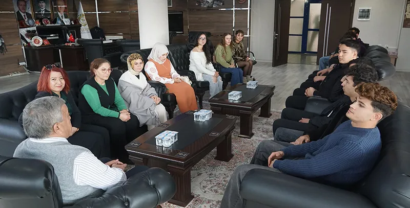 Eğitimci Köşkten Belediye Başkanı