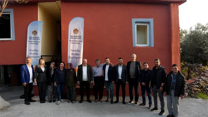 Alanya Belediyesi İhtiyaç Sahibi Ailenin Konutunu Yeniledi