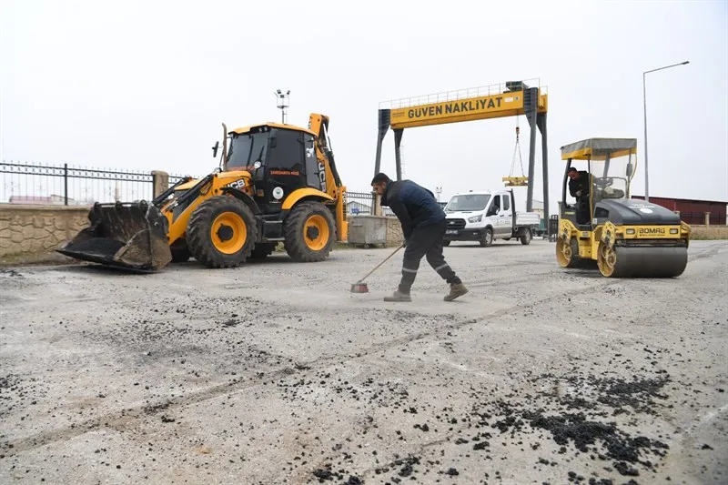 Muş Belediyesi Altyapı ve Yol Çalışmalarını Sürdürüyor