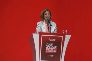 Ayşe Ünlüce CHP 39. Kurultayı