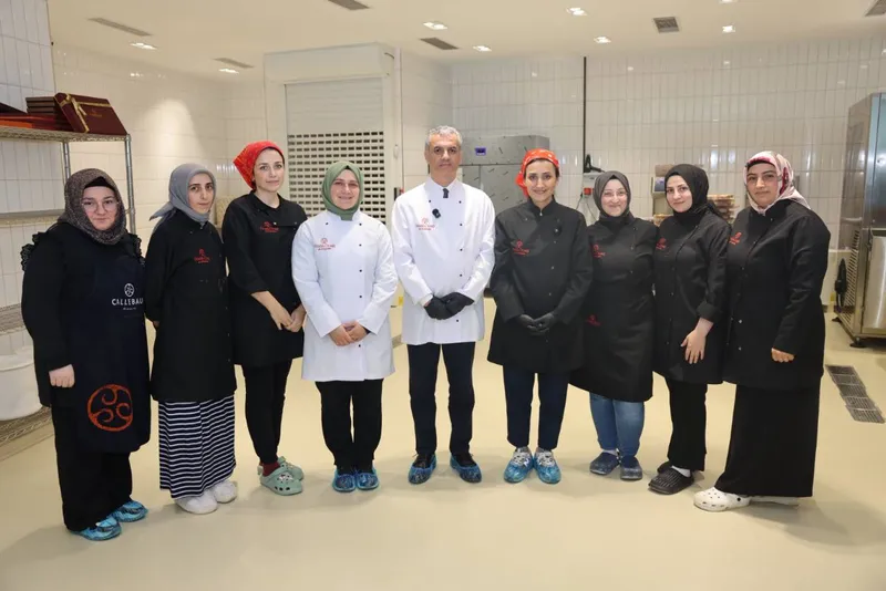 Yomra Belediye Başkanı Bıyık Fındık Ocağı