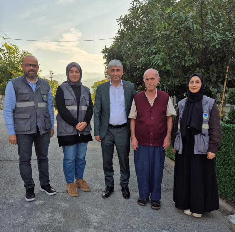 Sakarya Büyükşehir Belediyesi Şehit Ailesine Taziye Ziyareti