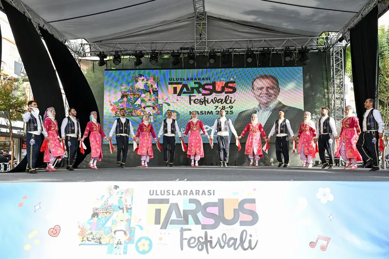 4. Uluslararası Tarsus Festivali Renkli Etkinliklerle Başladı
