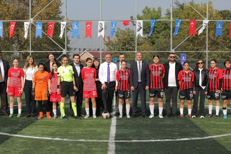 İBB Balat Spor Tesisleri