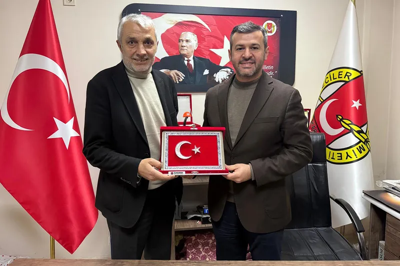 Karabük Belediye Başkanı Çetinkaya, Gazeteciler Cemiyeti Başkanı Kaya