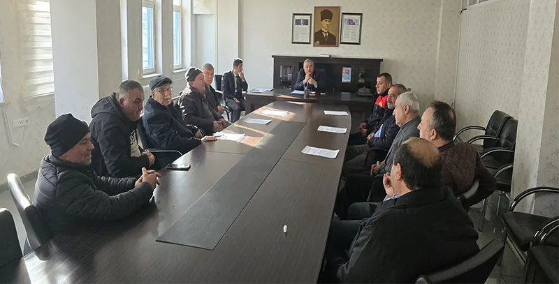 Şuhut Belediye Başkanı Özaşkın Esnafla Buluştu: Talepler Dinlendi