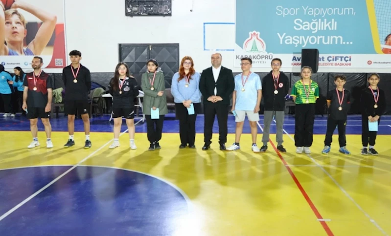 MASA TENİSİ TURNUVASINDA ÖDÜLLER SAHİBİNİ BULDU