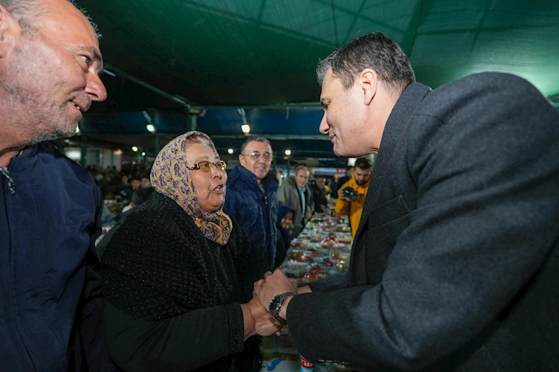 Başkan Zeyrek, Demirci’de İftar Buluşmasında Yapılacak Yatırımları Açıkladı