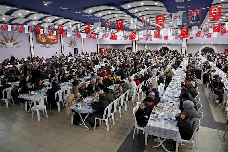 Anamurlular Büyükşehir’in Ramazan Sofrasında Buluştu
