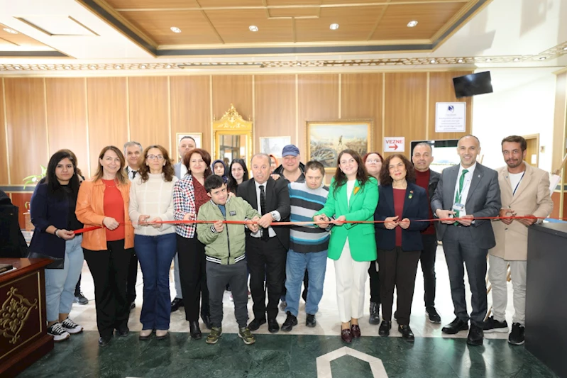 ENGELSİZ YAŞAM MERKEZİ ÖĞRENCİLERİNDEN ANLAMLI SERGİ
