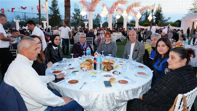 ALANYA BELEDİYE PERSONELİ İFTARDA BULUŞTU