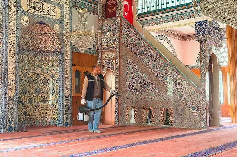 Şehrimizdeki Camilerimiz Gül Kokularıyla Buluştu