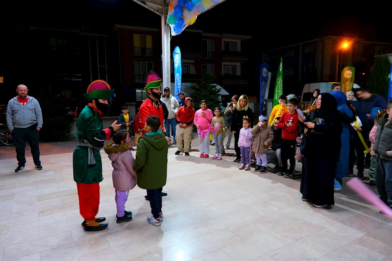 Erenler ve Geyve’de Çocuklarla Ramazan Neşesi yaşandı