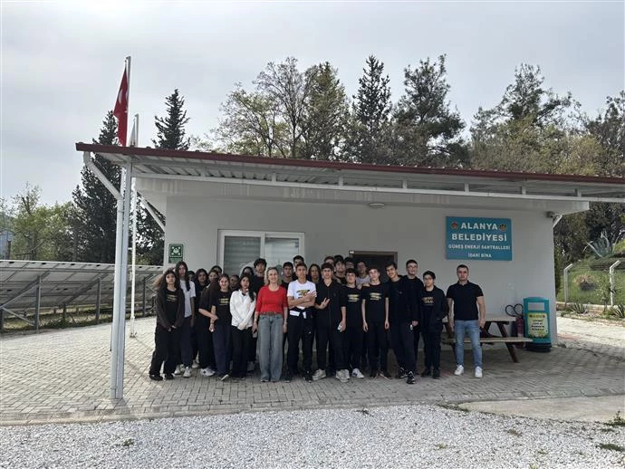 LİSE ÖĞRENCİLERDEN GES’E EĞİTİM ZİYARETİ