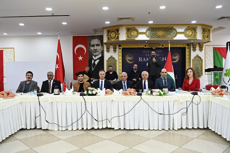 Başkan Şahin, Filistinlilerle İftarda Buluştu