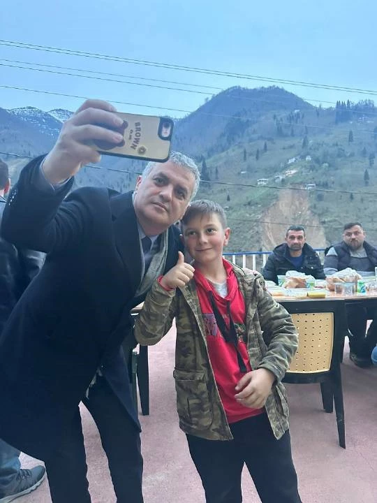 BAŞKANIMIZ OCAK MAHALLESİNDE DÜZENLENEN İFTAR PROGRAMINA KATILDI