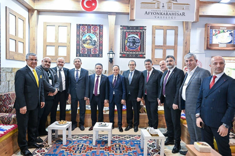 Başkan Böcek ITB Berlin fuarında Antalya’yı tanıtıyor