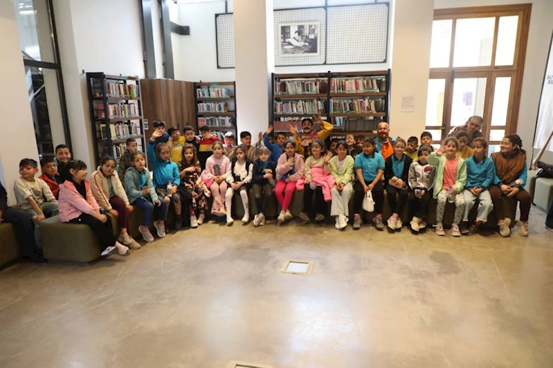 BÜYÜKŞEHİR KÜTÜPHANELER HAFTASI’NI ÇOCUKLARLA KUTLADI