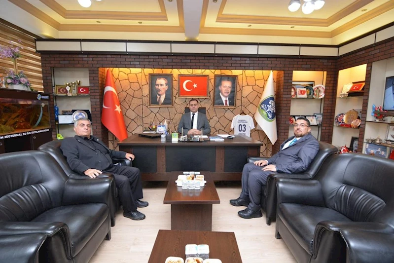 Dünya Romanlar Günü’nde Başkan Vekiline Ziyaret