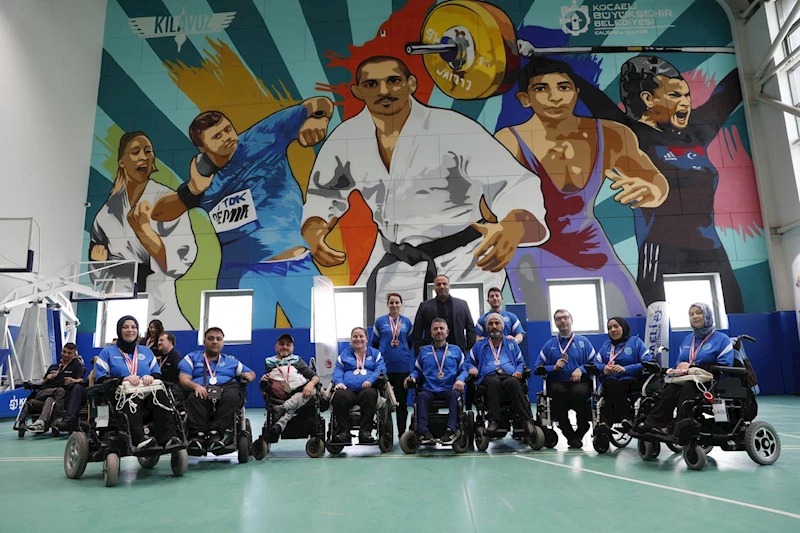 Bağcılar Belediyesi Sporcuları Madalyaları Topladı