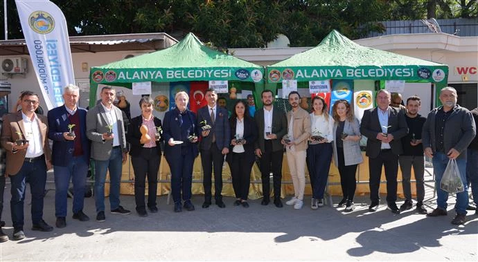 ÜCRETSİZ SU KABAĞI VE LİF FİDESİ DAĞITIMI BAŞLADI