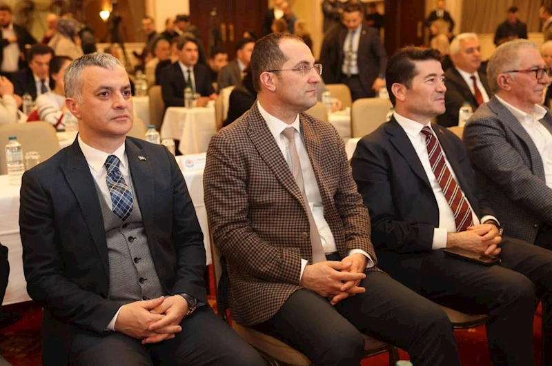 BAŞKANIMIZ TRABZON HAFİF RAYLI ULAŞIM SİSTEMİ GÜZERGAH TANITIM TOPLANTISINA KATILDI