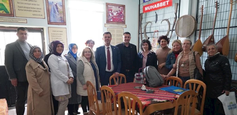 Başkan Sarıkurt Önerler Kültür ve Yaşam Merkezi`ni Ziyaret Etti