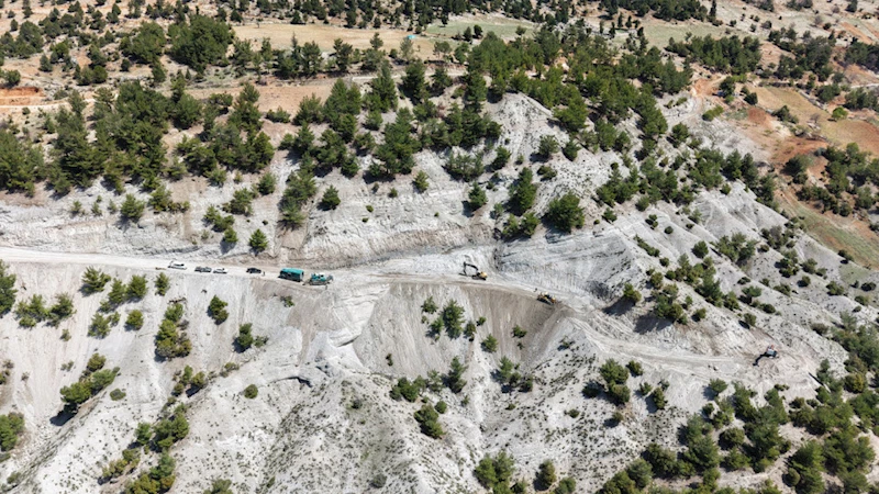 Büyükşehir, Dulkadiroğlu’nda Köy Evlerine Yeni Yol Açıyor