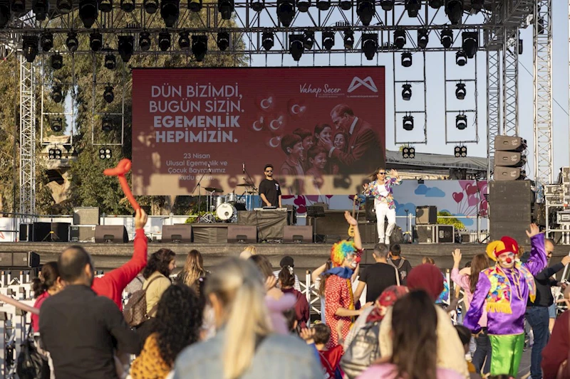 Büyükşehir’in Kalpleri Isıtan Festivali 3. Gününde de Rengarenk Geçti