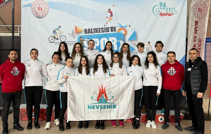 Nevşehir Belediyesi Kadın Sutopu Takımı Playoff’ta