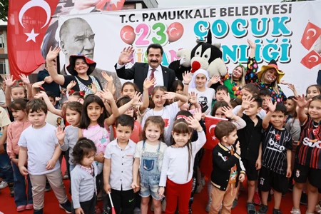 PAMUKKALE’DE 23 NİSAN ÇOCUK ŞENLİĞİ COŞKUSU VARDI