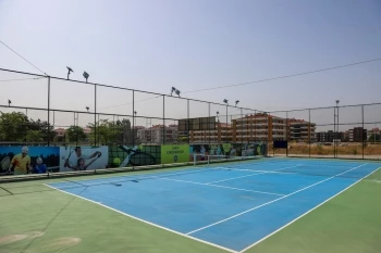 ÇOCUKLAR VE YETİŞKİNLER İÇİN TENİS KURSU KAYITLARI BAŞLIYOR