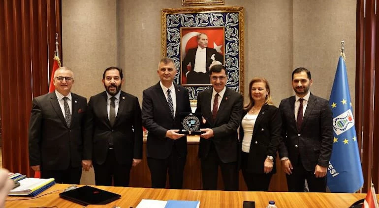 BELEDİYE BAŞKANIMIZ EYÜP KAHVECİ UCLG-MEWA HEYETİNİ MAKAMINDA AĞIRLADI