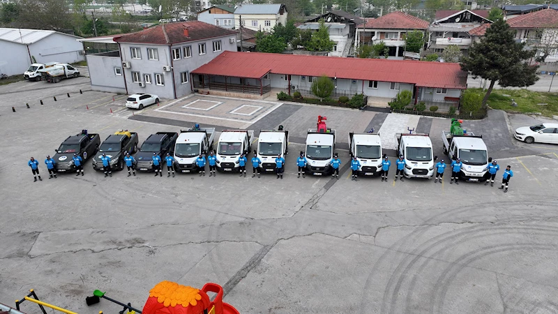 Büyükşehir şehrin dört bir yanında haşereyle mücadele mesaisine başladı