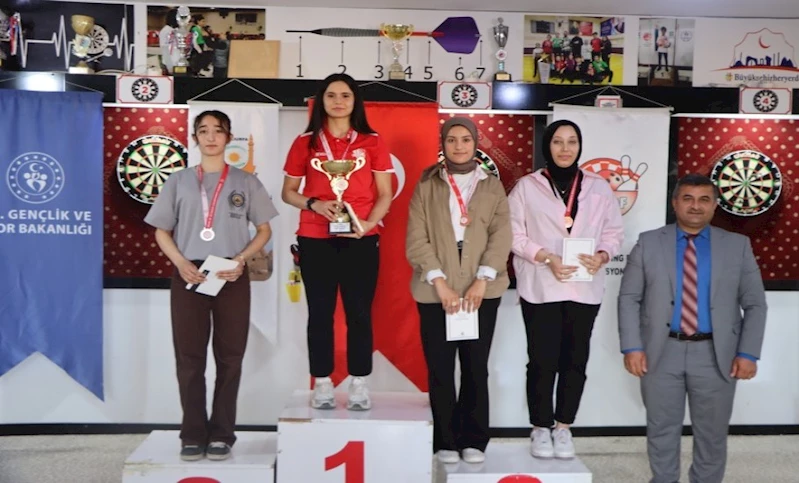 23 NİSAN BAŞKANLIK KUPASI DART TURNUVASI SONA ERDİ