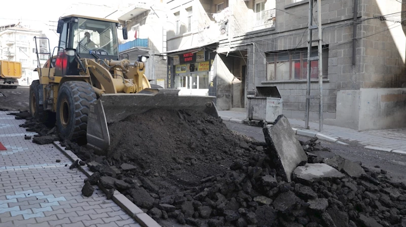Osmanlı Caddesi’nde Altyapı ve Üstyapı Çalışması Başladı