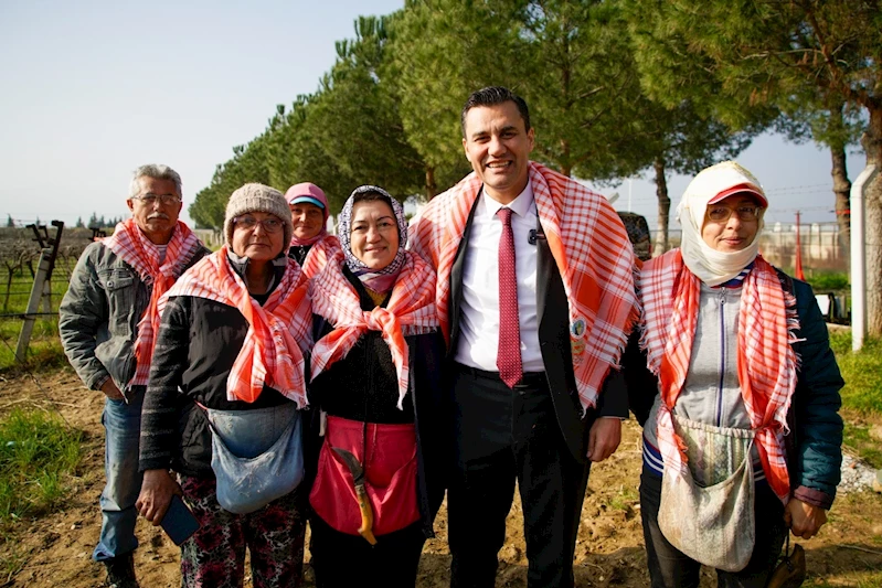 Büyükşehir’den Don Zararına Uğrayan Üreticilere Destek