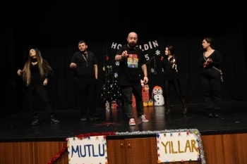 “SOSYAL SAHNE” SANATÇILARI BEKLİYOR