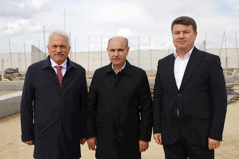 BAKAN YARDIMCISI MEHMET AKTAŞ; ‘’BELEDİYE BAŞKANIMIZI ÇALIŞMALARINDAN DOLAYI TEBRİK EDİYORUM’’