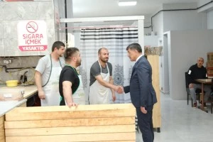 Belediye Başkanımız Sn. Bekir Aksun, esnafları ziyaret etmeye devam ediyor.