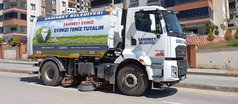 Belediyemiz Temizlik Ekipleri 7/24 Görev Başında