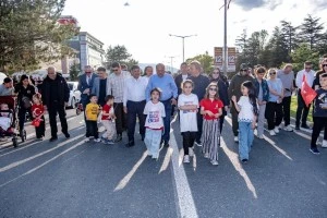 19 Mayıs Atatürk’ü Anma, Gençlik ve Spor Bayramı Gençlik Yürüyüşü