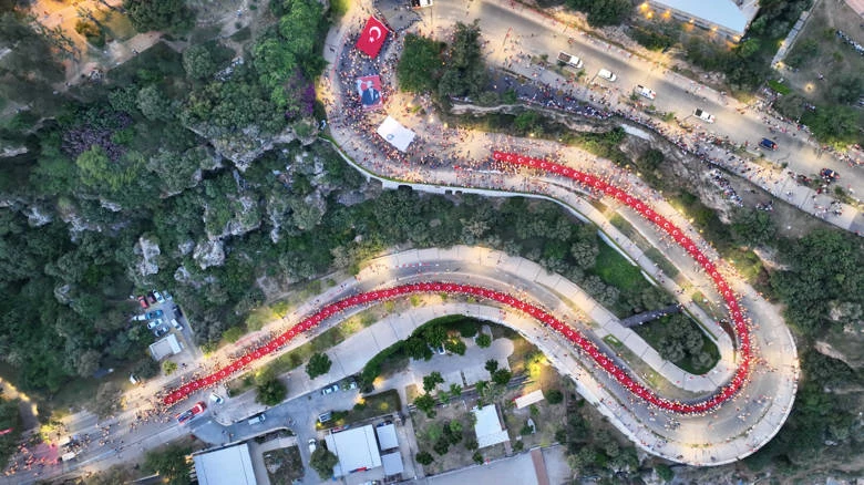 Antalyalılar tek yürek oldu