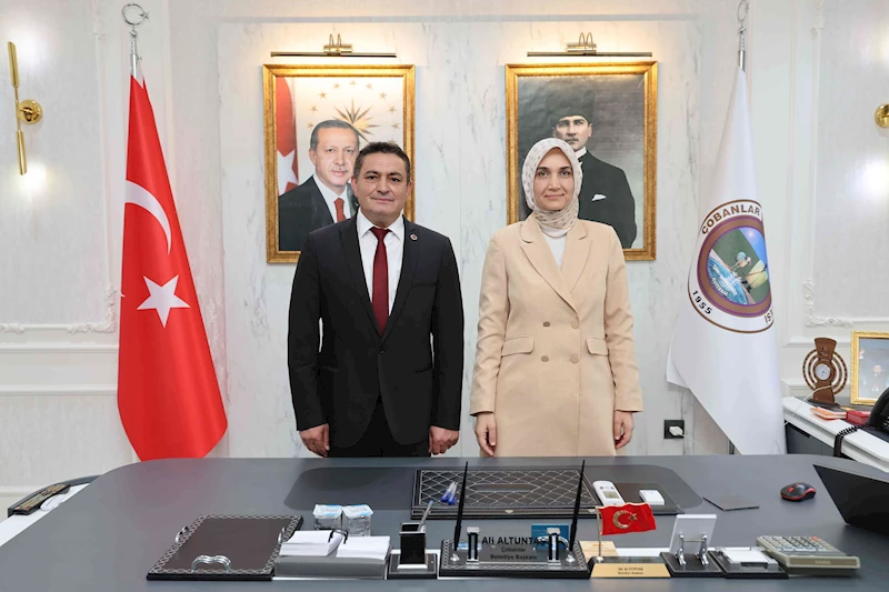 Afyonkarahisar Valimiz Sayın Doç. Dr. Kübra Güran Yiğitbaşı Belediyemizi Ziyaret Etti.